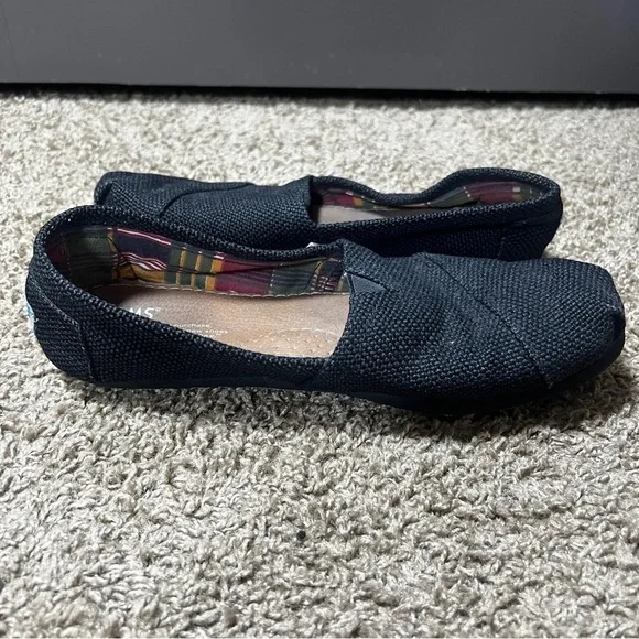 TOMS Alpargata Black Slip-On Shoes, Size 8 - Picture 5 of 8